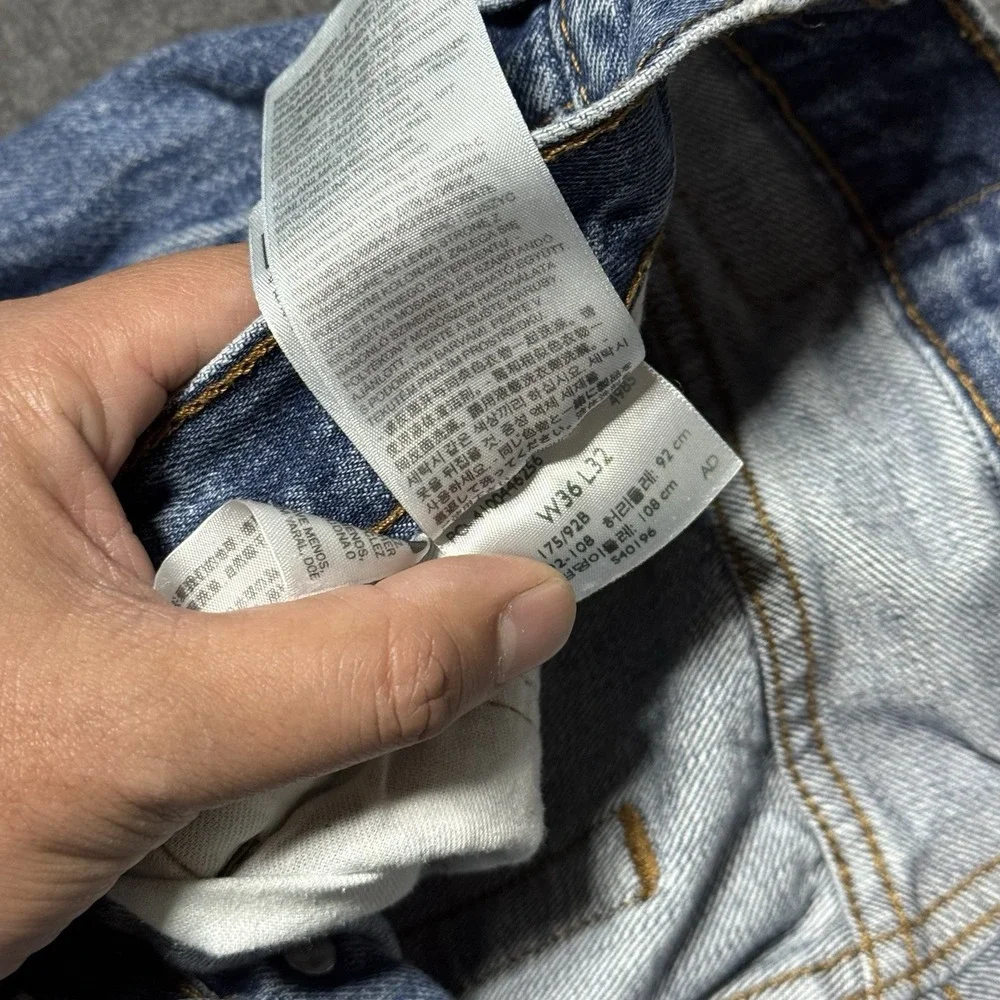 Levi's 501 Mens Jeans 36x32 (34x30) Light Wash Button‎ Fly Straight Leg Denim